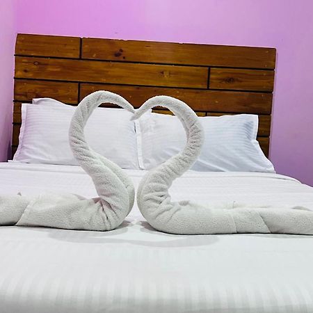Skyway Rooms ปอนดิเชอรี ภายนอก รูปภาพ