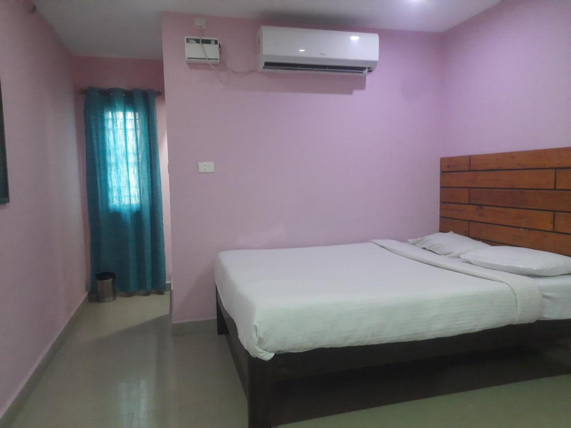 Skyway Rooms ปอนดิเชอรี ภายนอก รูปภาพ