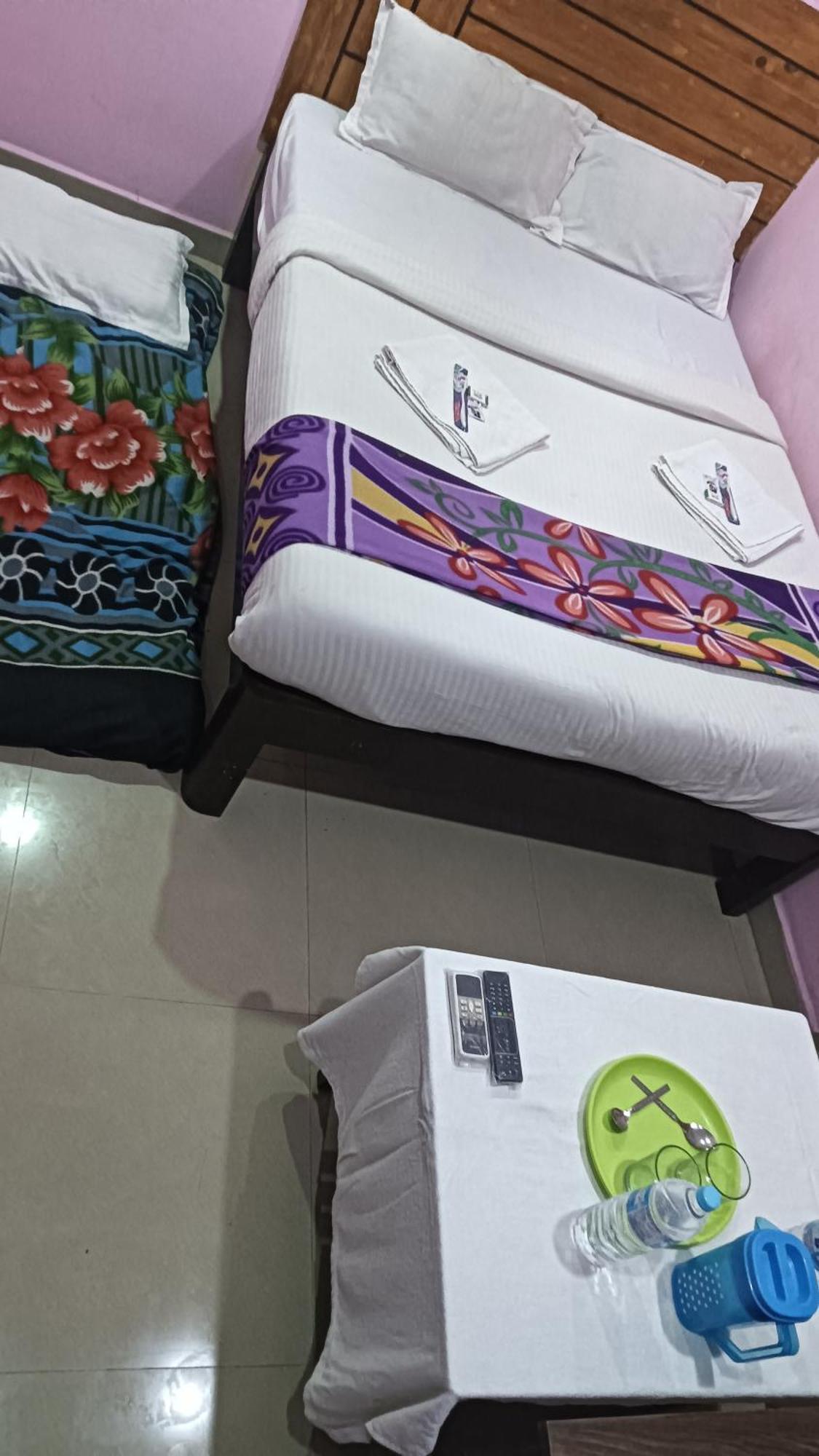 Skyway Rooms ปอนดิเชอรี ภายนอก รูปภาพ